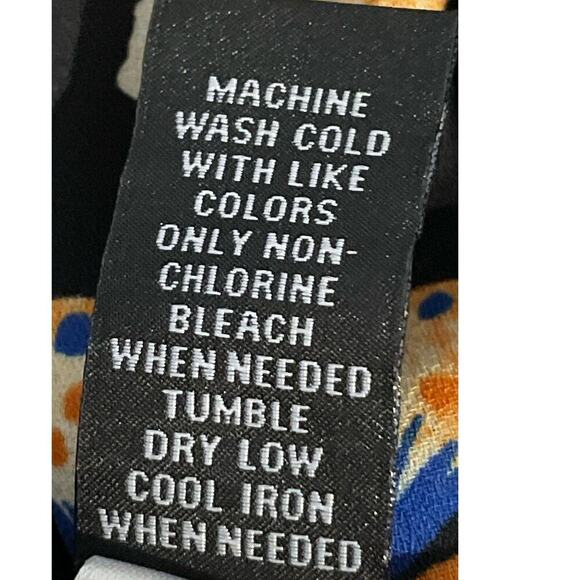 Women’s PM Black Floral V-Neck Blouse INC International‎ Concepts Bell Sleeve - Picture 3 of 4